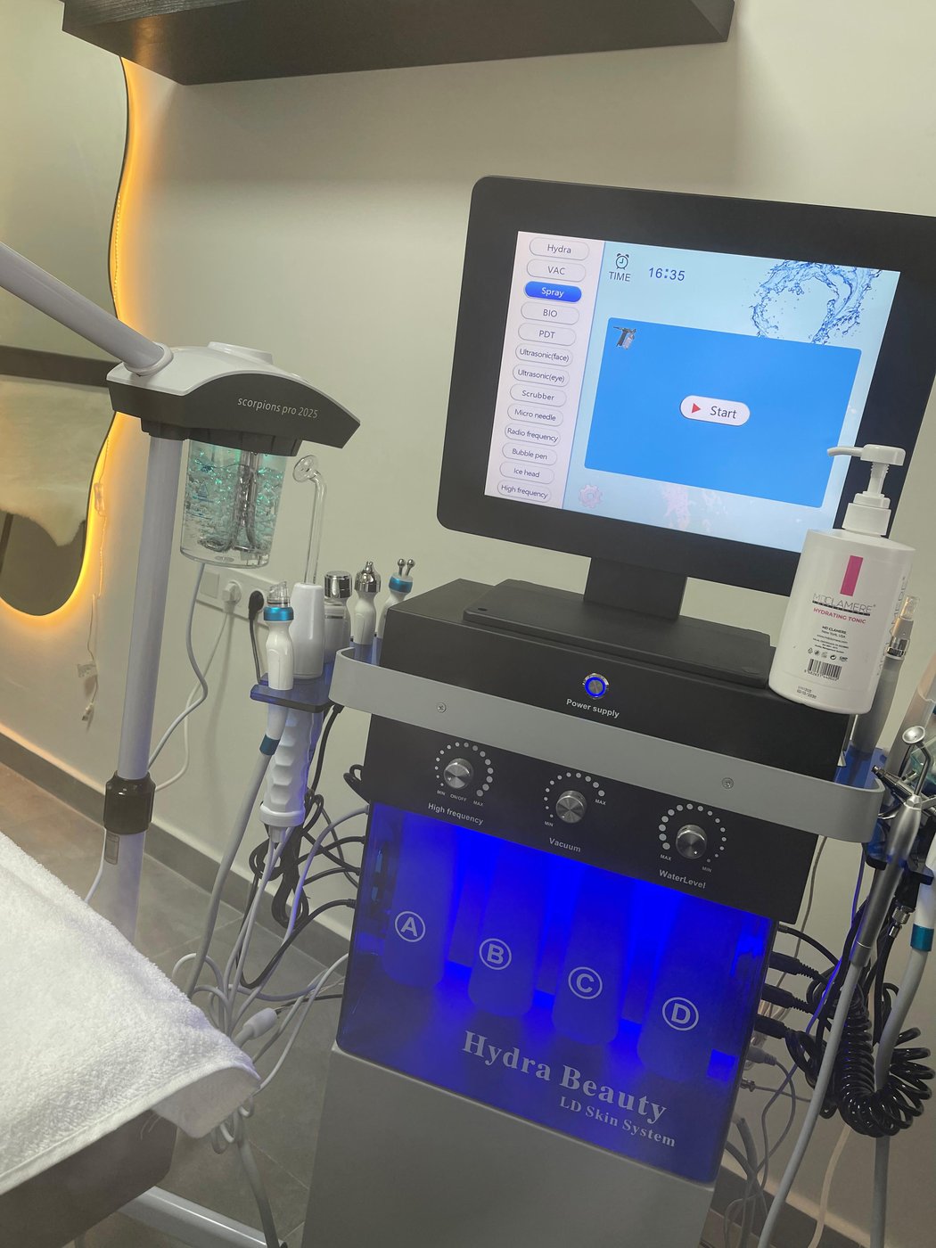 Bamboo Hydra Beauty machine